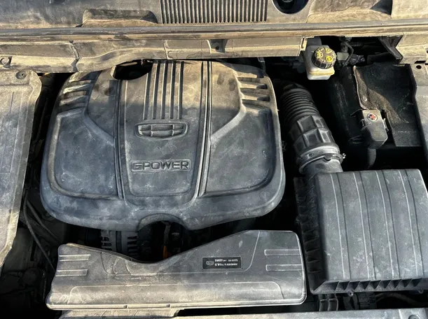 Car image 25