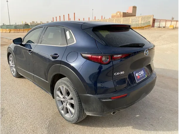 Car image 7