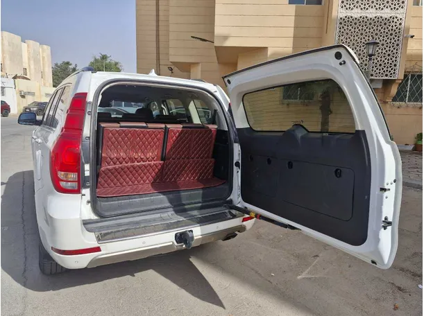 Car image 22