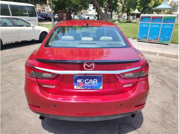 Car image 7