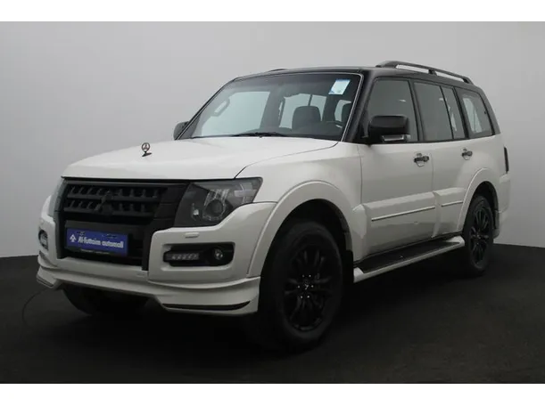 2020 Mitsubishi Pajero in Dubai