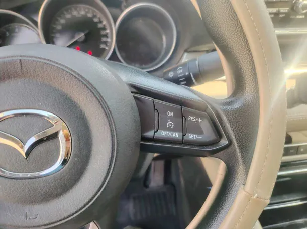 Car image 28