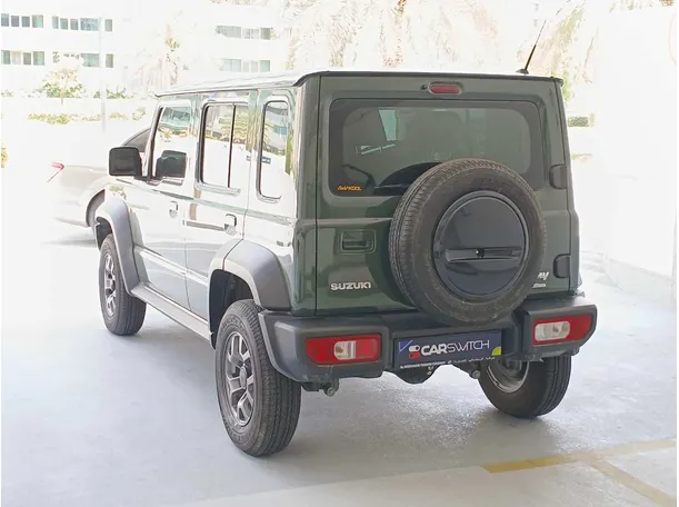Car image 7