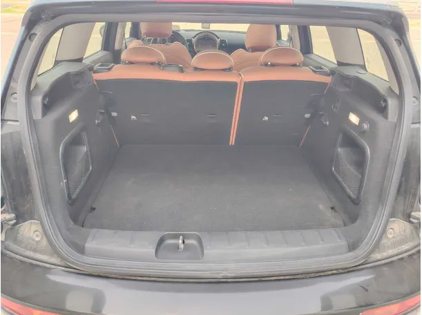 Car image 24