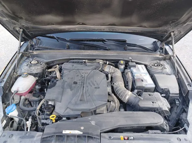 Car image 23