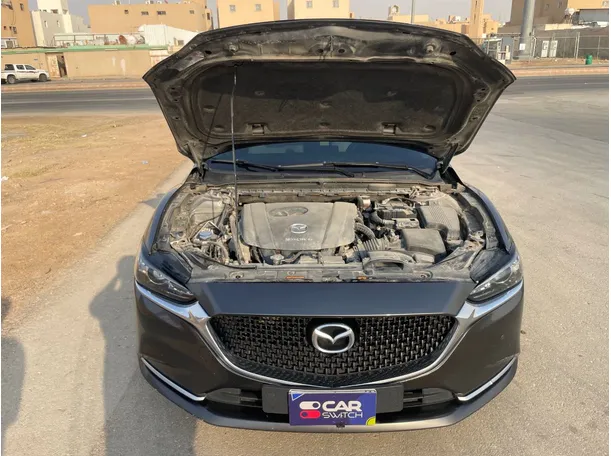 Car image 23