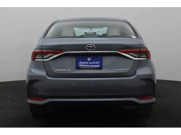 Car image 12