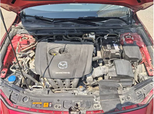 Car image 19