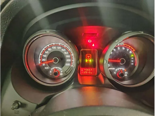 Car image 28