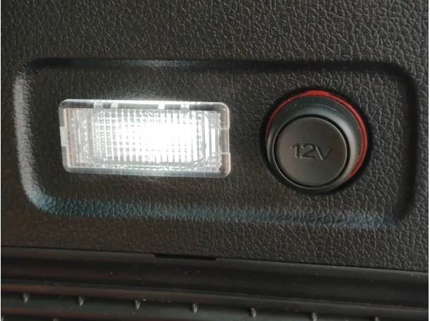 Car image 31