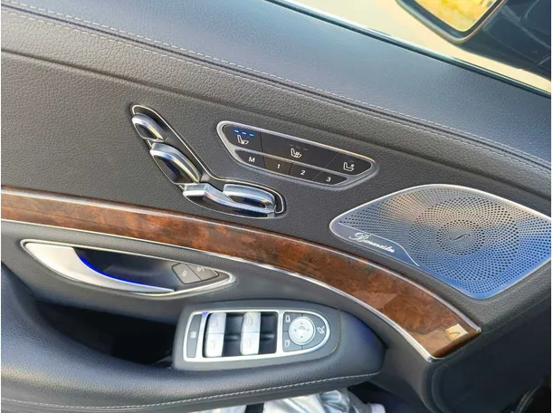 Car image 36