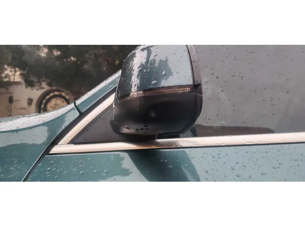 Car image 36