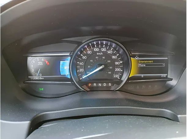 Car image 19