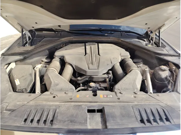 Car image 32