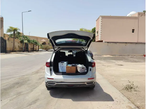 Car image 28