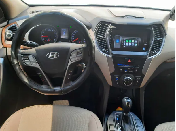 Car image 16