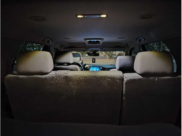 Car image 31