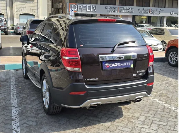 Car image 7