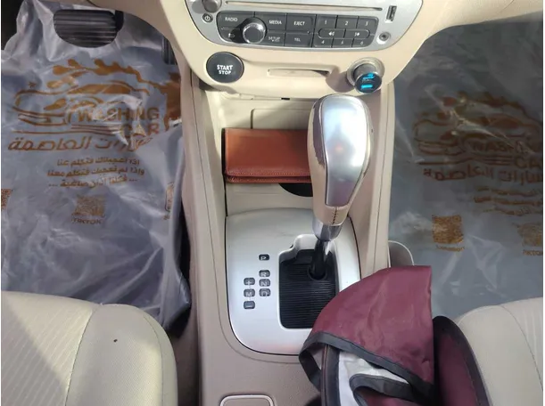 Car image 20
