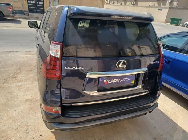 Car image 6
