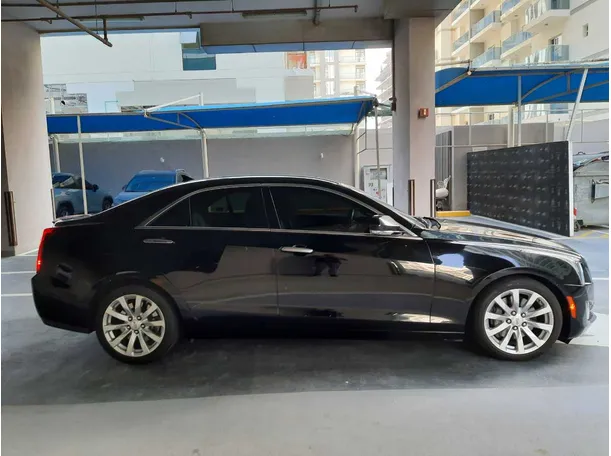 Car image 8