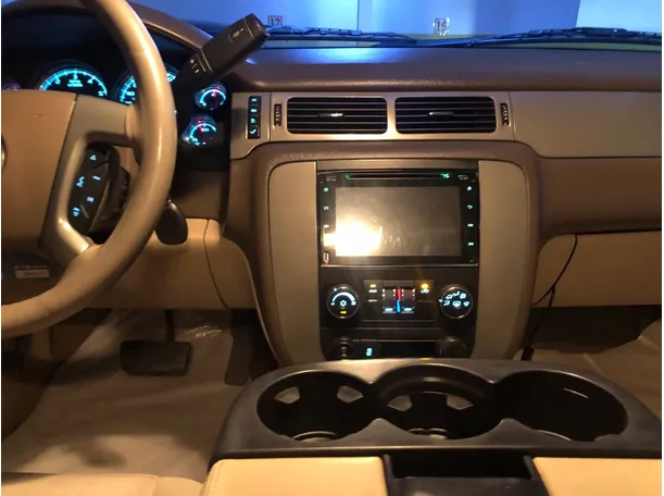 Car image 16