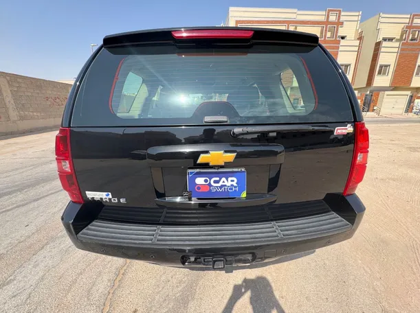 Car image 6