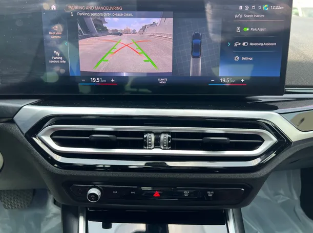 Car image 24