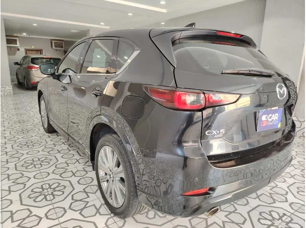 Car image 7