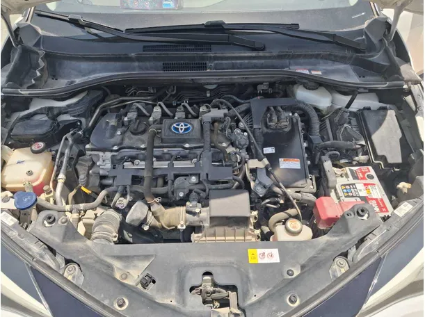 Car image 19