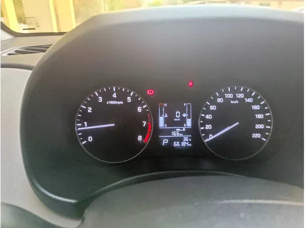Car image 25