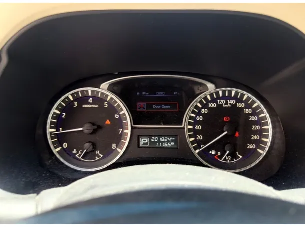 Car image 22