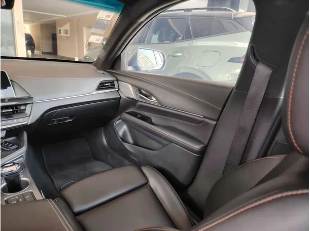 Car image 21