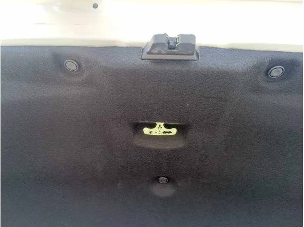 Car image 37