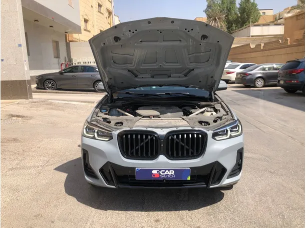Car image 24