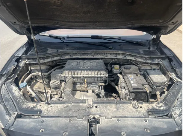 Car image 23