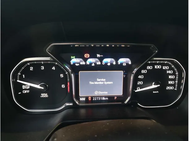 Car image 30