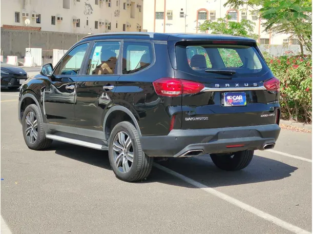 Car image 5