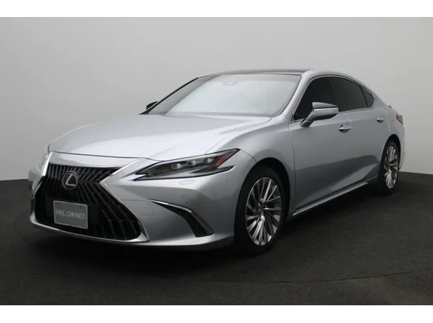 lexus