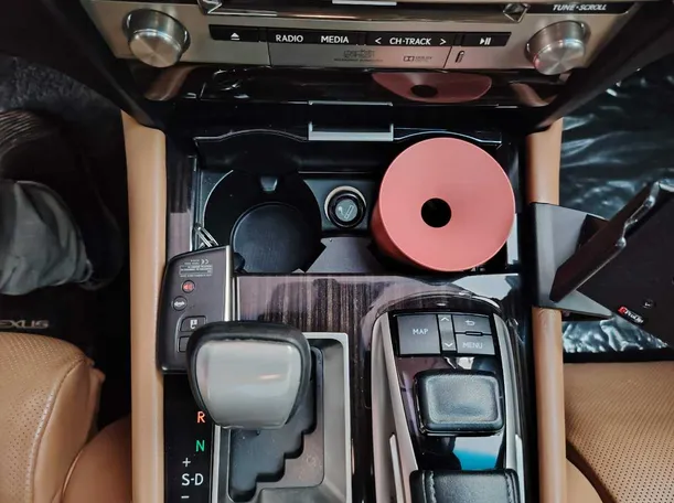 Car image 21