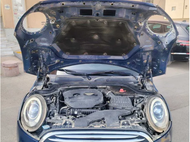 Car image 31