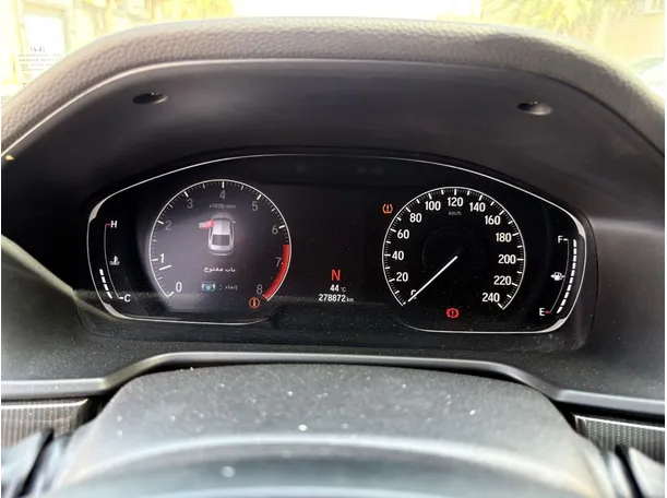 Car image 22