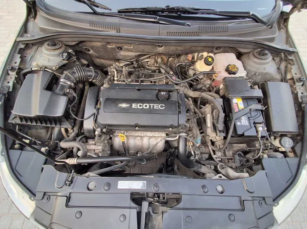 Car image 20