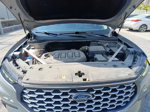 Car image 35