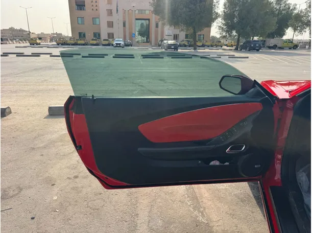 Car image 10
