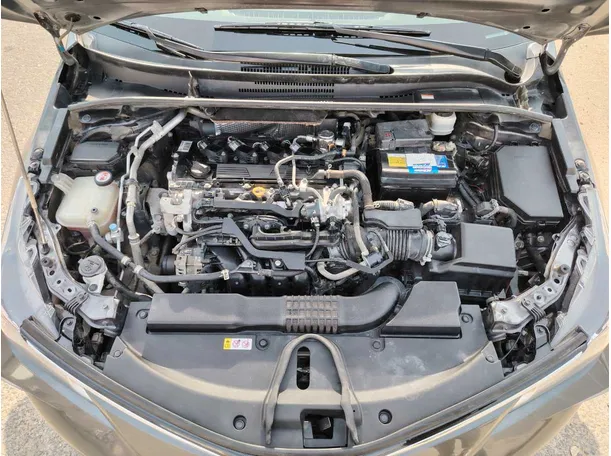 Car image 30