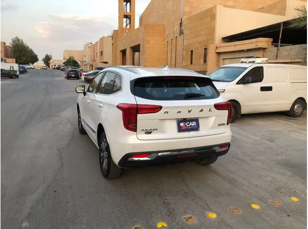 Car image 7