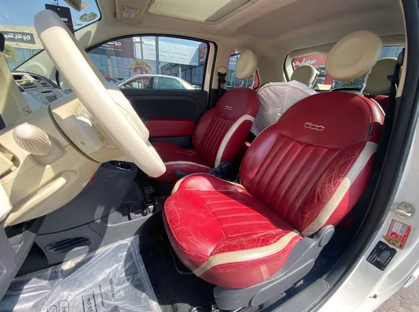 Car image 11