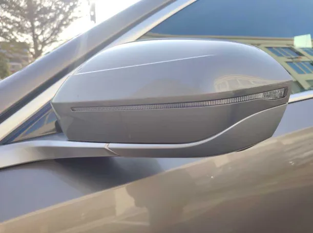 Car image 31