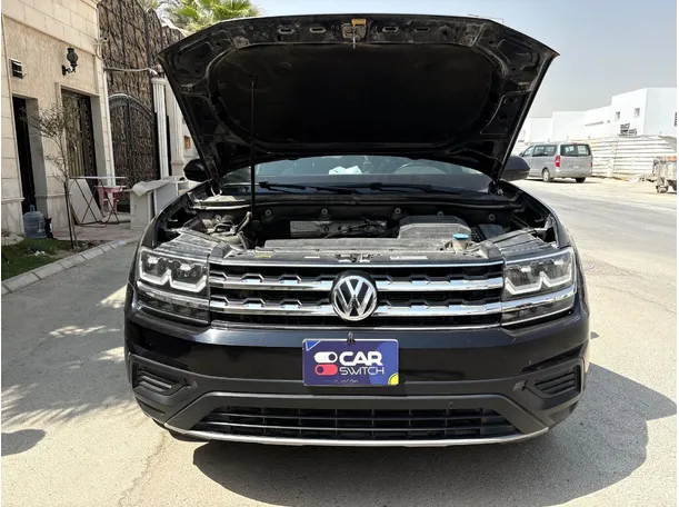 Car image 28
